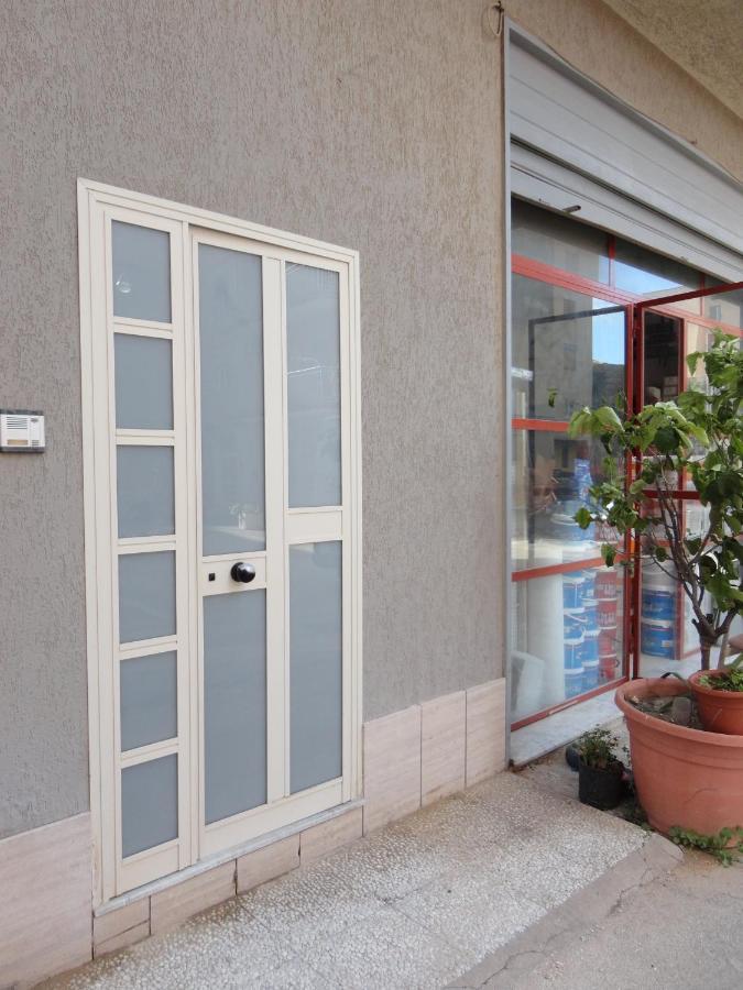 Baciati Dal Sole - Appartamento In Centro Порто Емпедокле Екстериор снимка